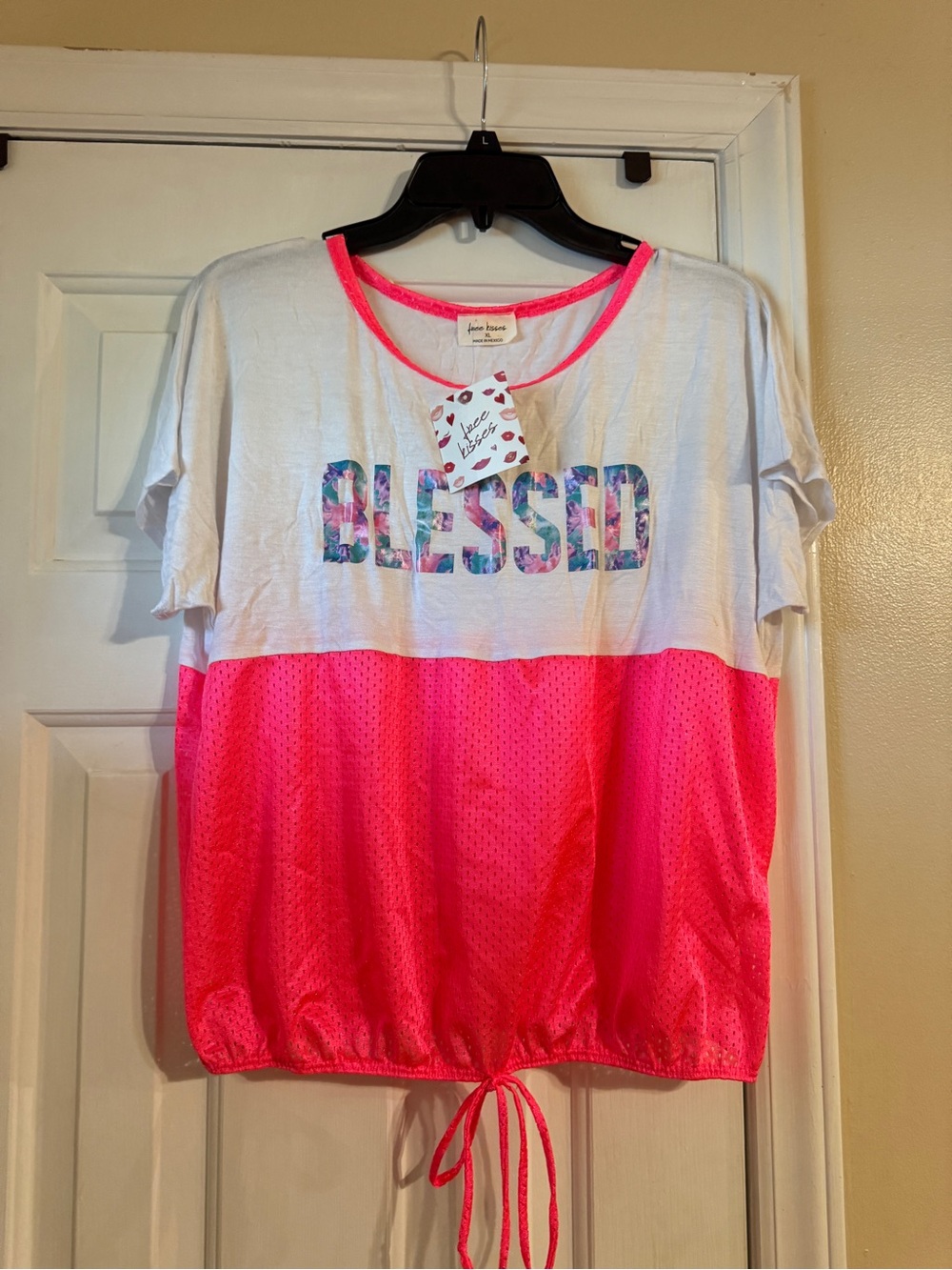 Free Kisses White and Hot Pink 'Blessed' Colorblock Short Sleeve Top